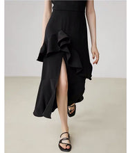 Load image into Gallery viewer, Black suspender dress
