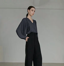 Load image into Gallery viewer, Pleated shirt
